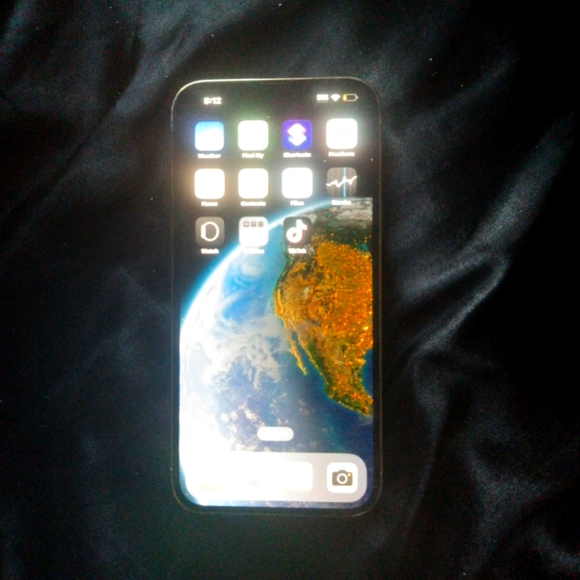 iPhone 13 Pro Max with tiktok if anybody is interested to buy it